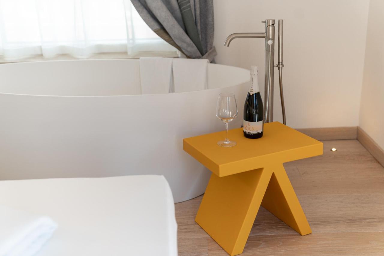 Lillil - Popping Apartment *
